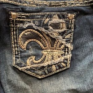 Miss me Capri. 29x22